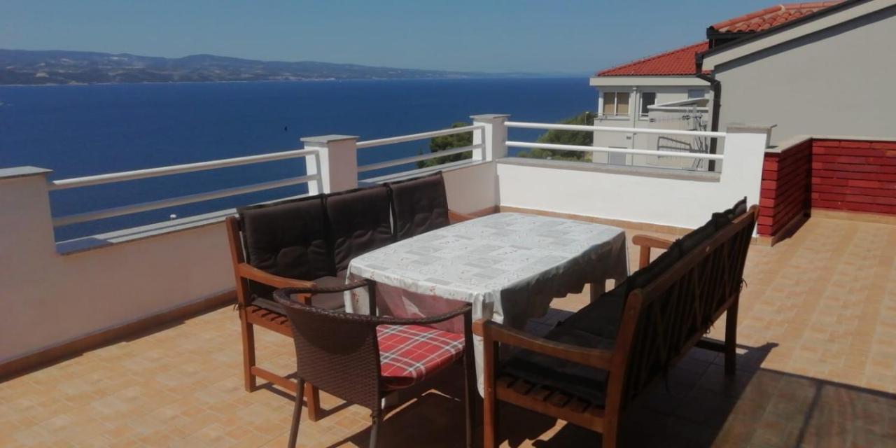 Apartment Kovacic 奥米什 外观 照片
