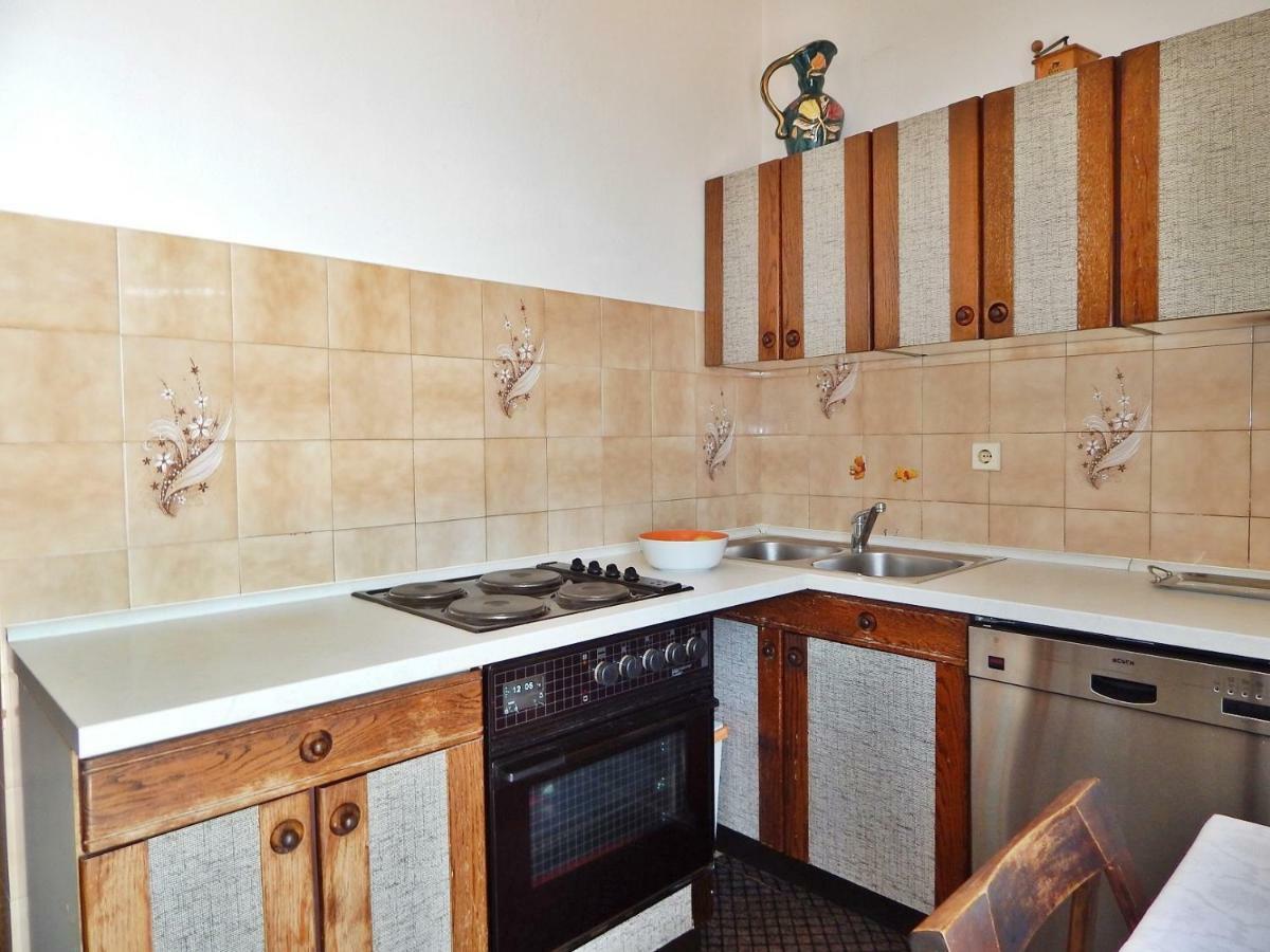 Apartment Kovacic 奥米什 外观 照片