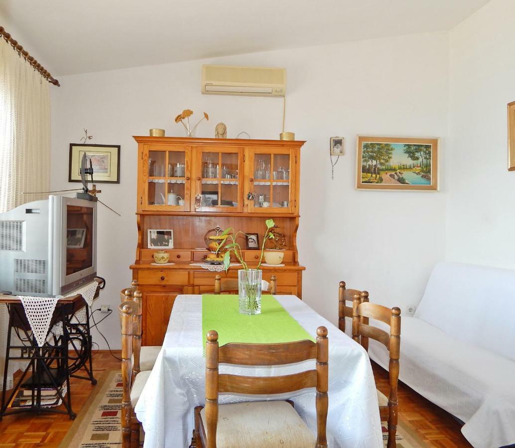 Apartment Kovacic 奥米什 外观 照片